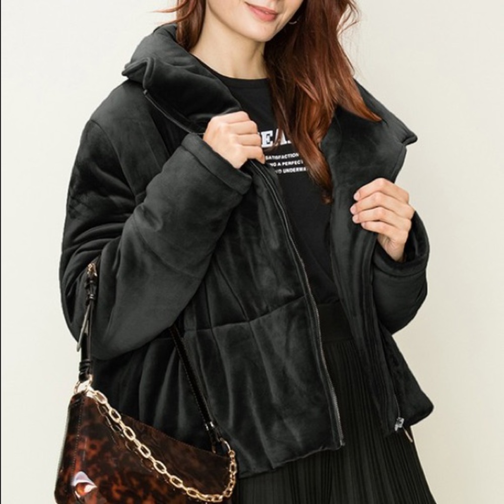 Last 2 - Store Closing‼️ Black Puffer Jacket - Picture 2 of 6